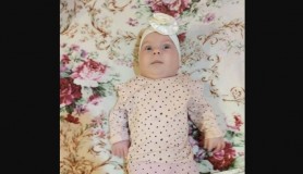 FOTO // Strigăt de ajutor. Părinții unei fetițe de cinci luni trebuie să adune peste două milioane de dolari pentru un medicament